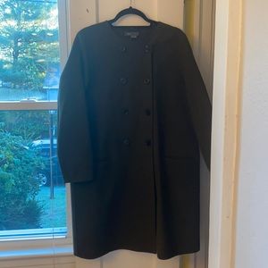 Amazing Vince double breasted pea coat in olive